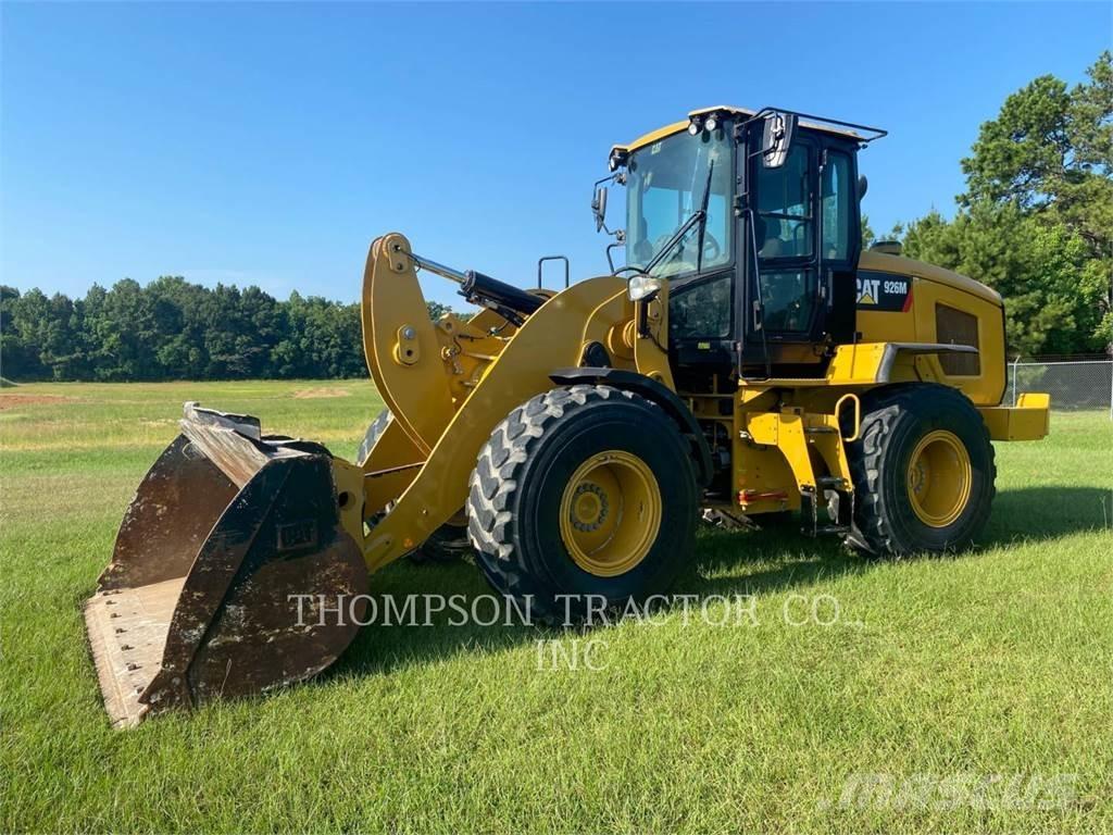 CAT 926M Kolesové nakladače
