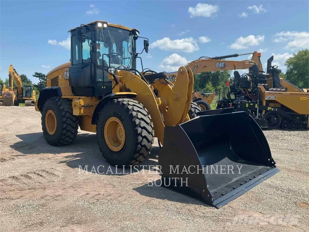 CAT 926M Kolesové nakladače