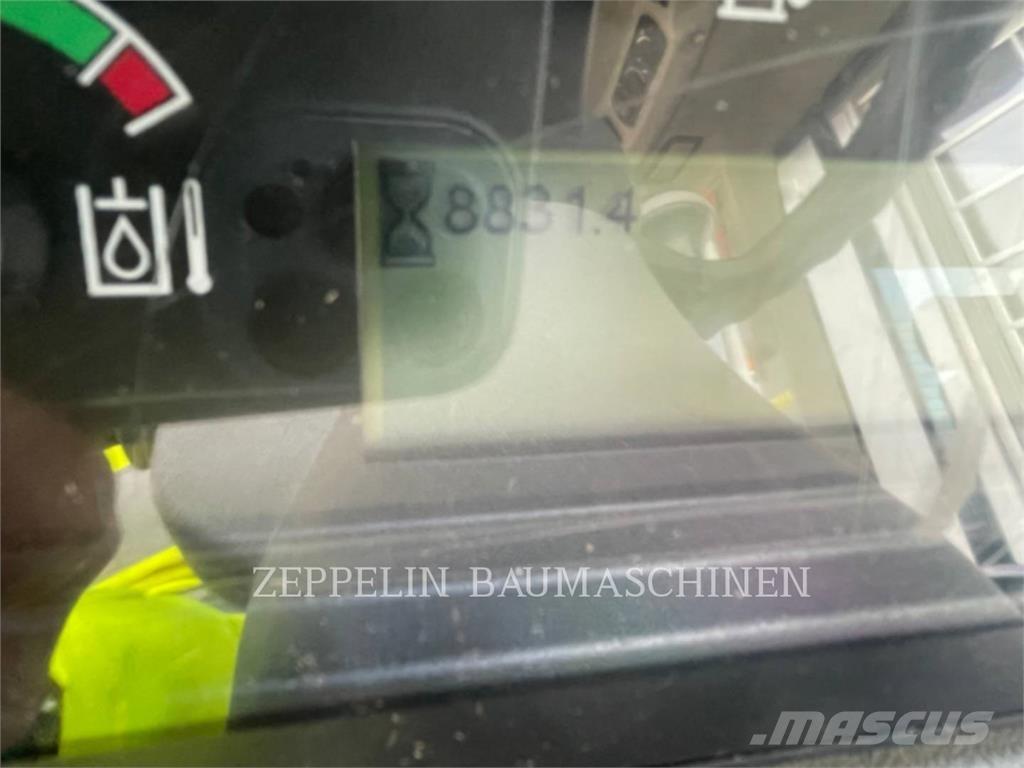 CAT 926M Kolesové nakladače