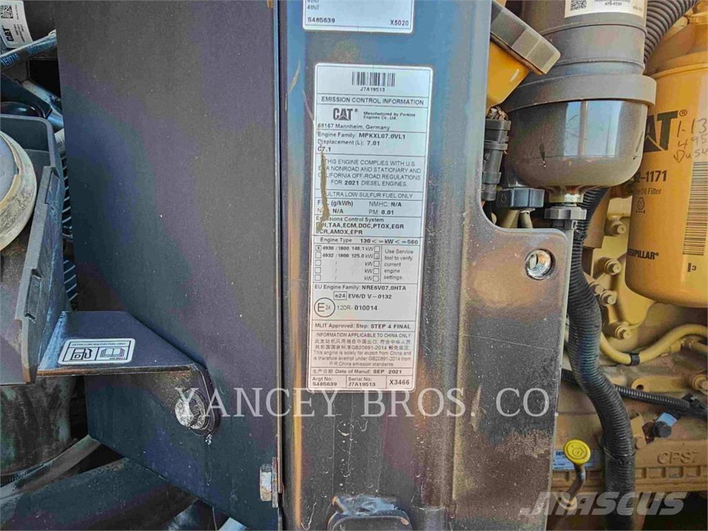 CAT 926M Kolesové nakladače