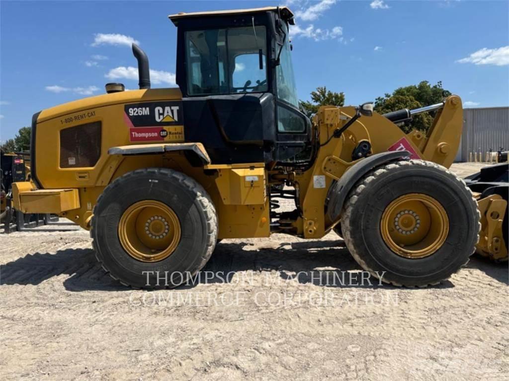 CAT 926M Kolesové nakladače