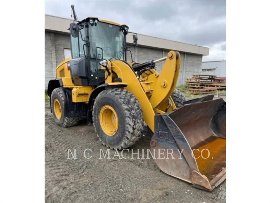 CAT 926M Kolesové nakladače
