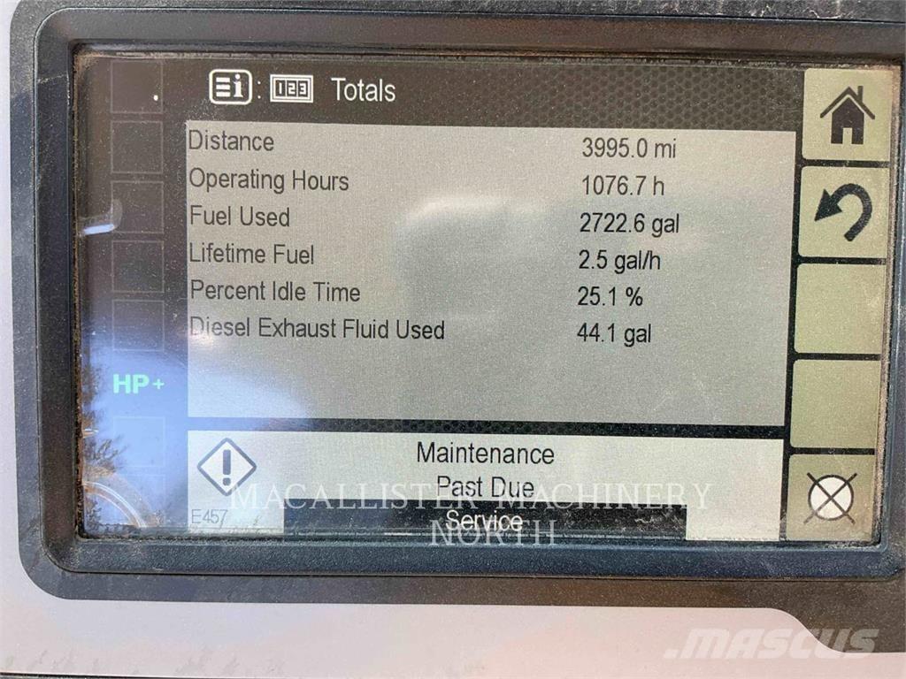 CAT 926M 3RQ Kolesové nakladače