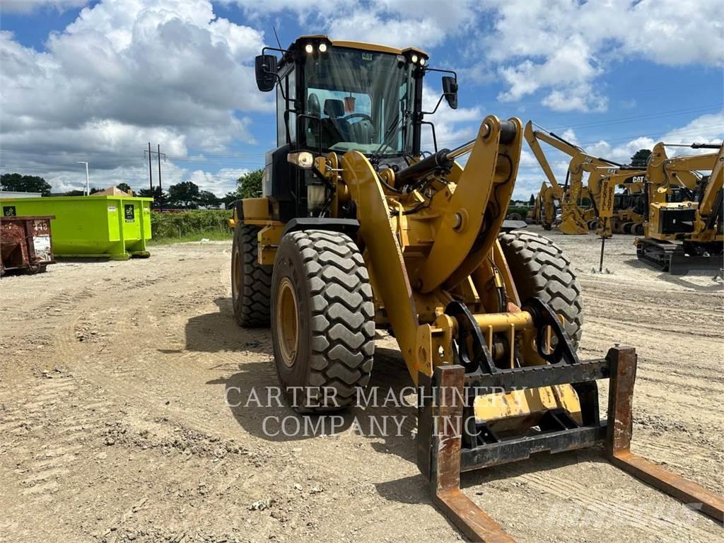 CAT 926M ACQC Kolesové nakladače