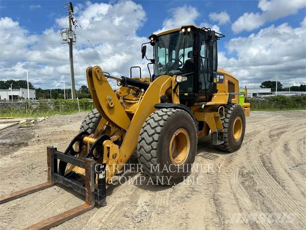 CAT 926M ACQC Kolesové nakladače