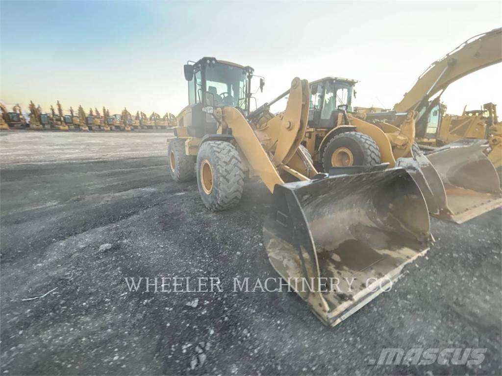 CAT 926M HL QC Kolesové nakladače