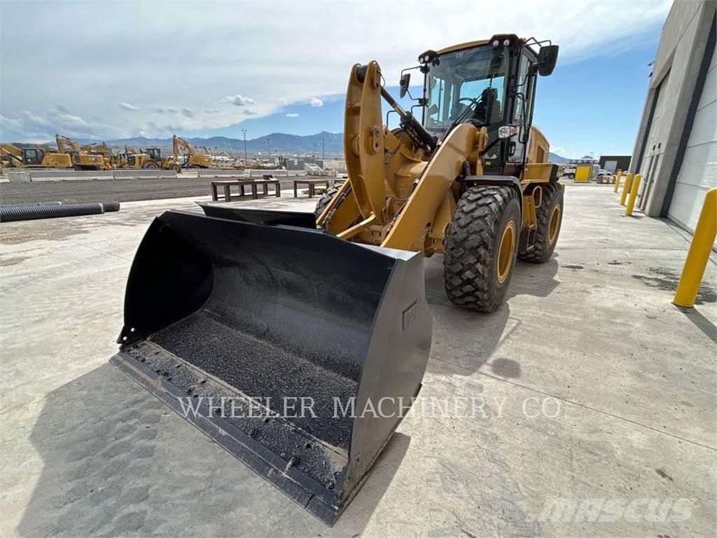 CAT 926M HL QC Kolesové nakladače