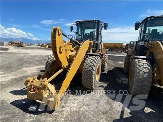 CAT 926M HL QC Kolesové nakladače