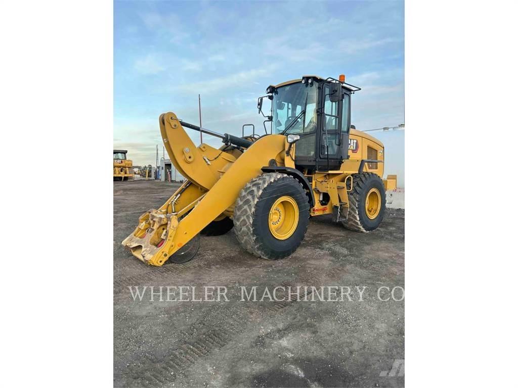 CAT 926M HL QC Kolesové nakladače