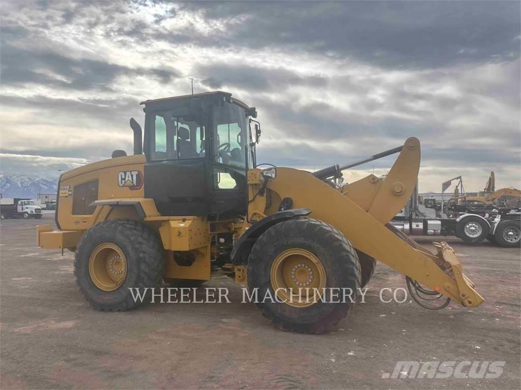 CAT 926M HL QC Kolesové nakladače