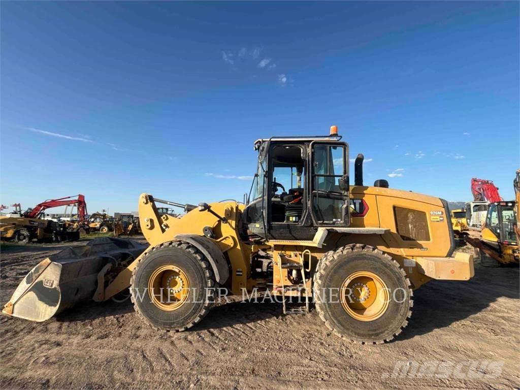 CAT 926M HL QC Kolesové nakladače