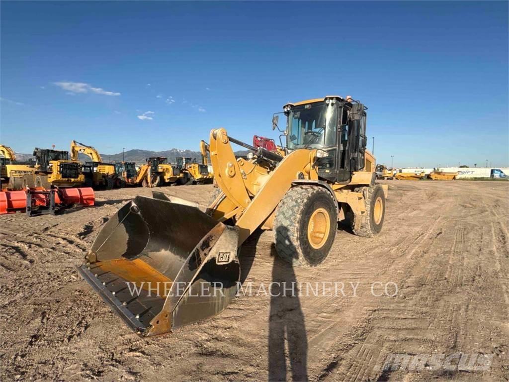 CAT 926M HL QC Kolesové nakladače