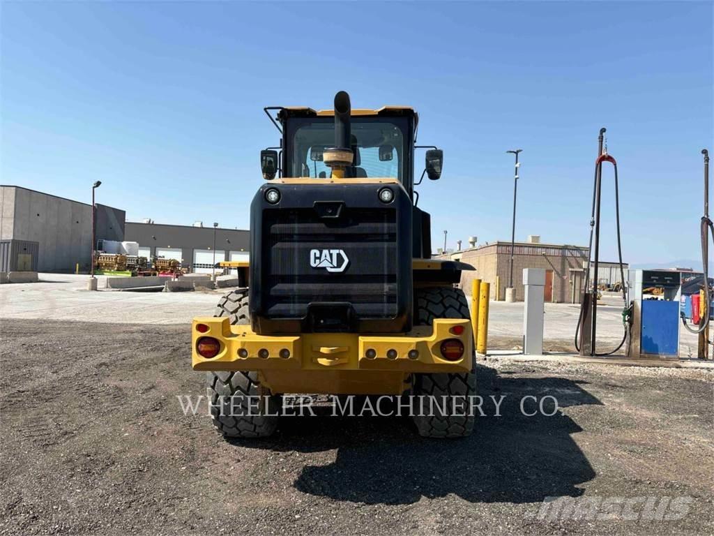 CAT 926M QC Kolesové nakladače