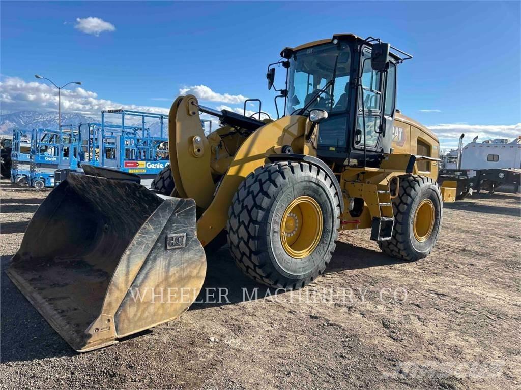 CAT 926M QC Kolesové nakladače