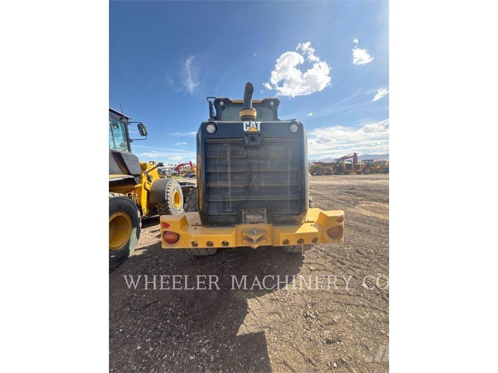 CAT 926M QC Kolesové nakladače