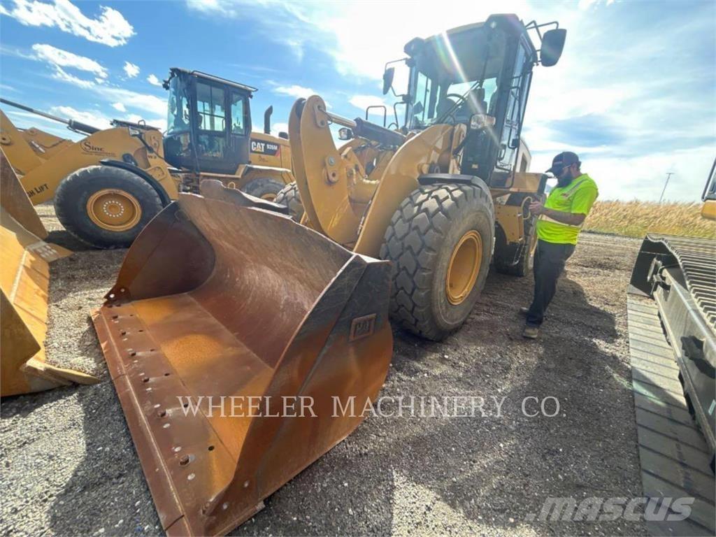 CAT 926M QC Kolesové nakladače