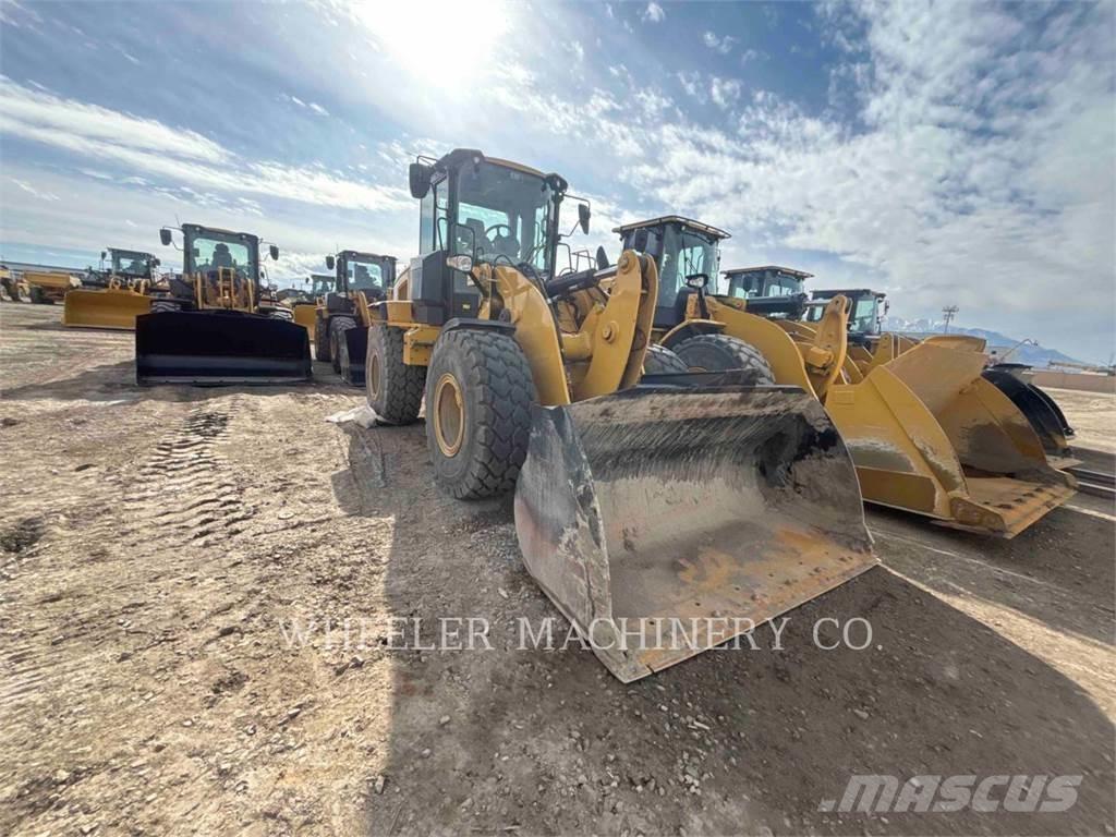 CAT 926M QC 3V Kolesové nakladače
