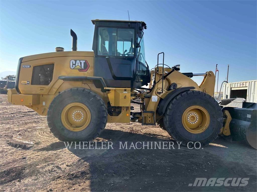 CAT 926M QC 3V Kolesové nakladače