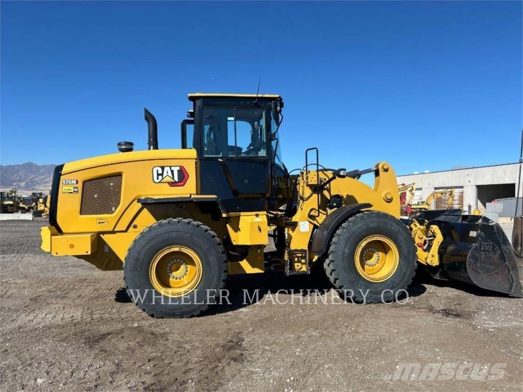 CAT 926M QC 3V Kolesové nakladače