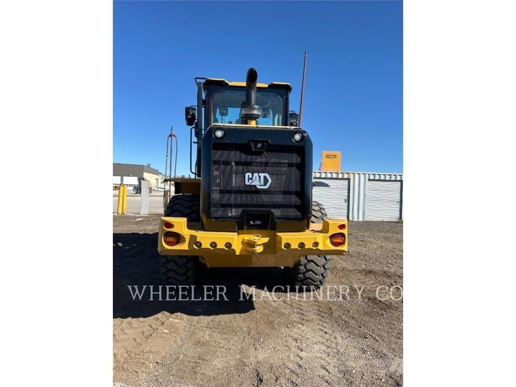 CAT 926M QC 3V Kolesové nakladače