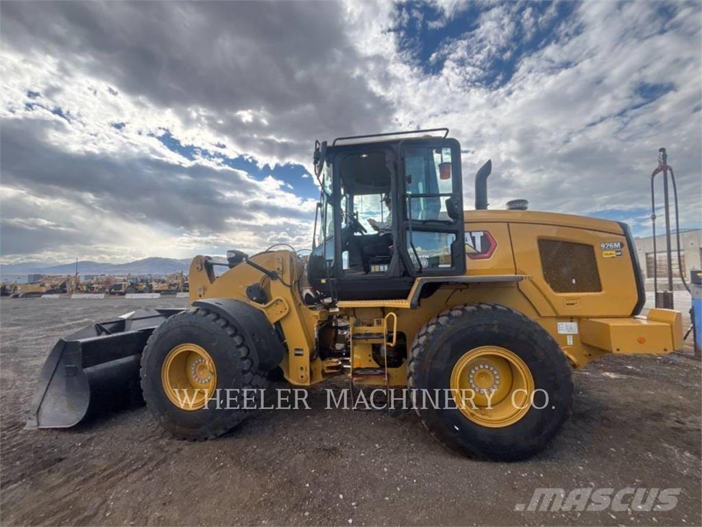 CAT 926M QC 3V Kolesové nakladače