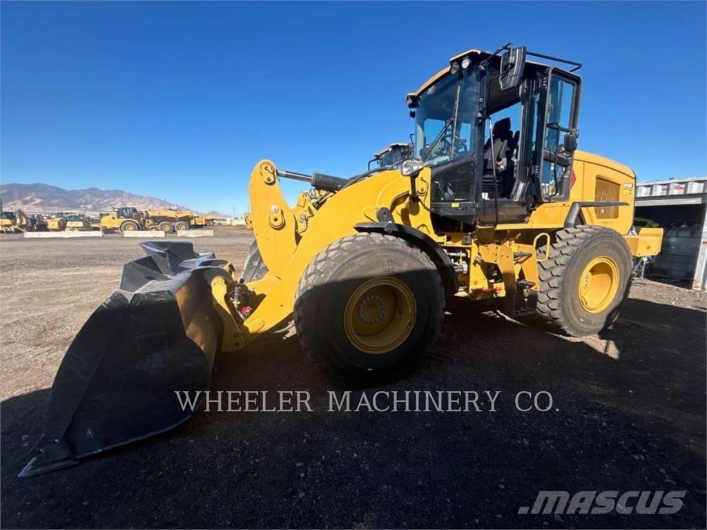 CAT 926M QC 3V Kolesové nakladače