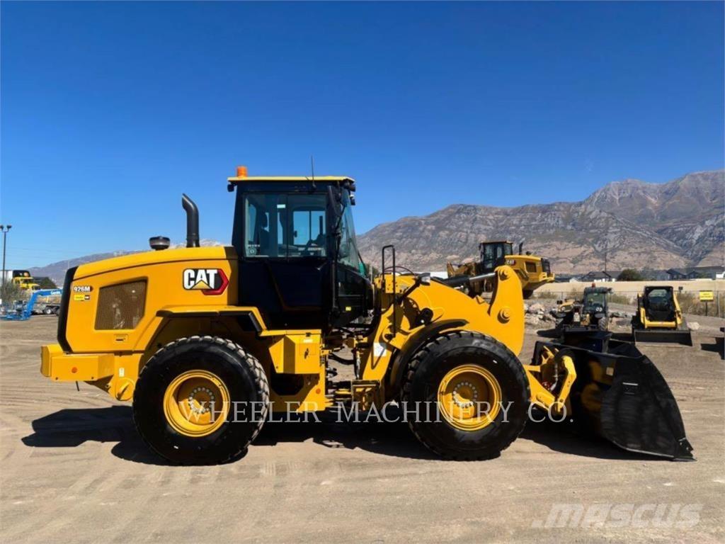 CAT 926M QC 3V Kolesové nakladače