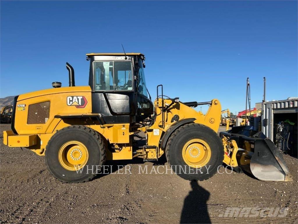 CAT 926M QC 3V Kolesové nakladače