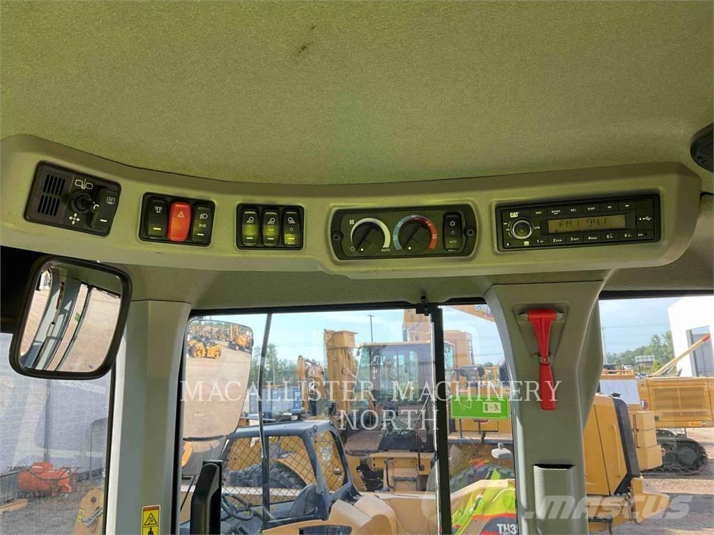 CAT 926M RQ Kolesové nakladače