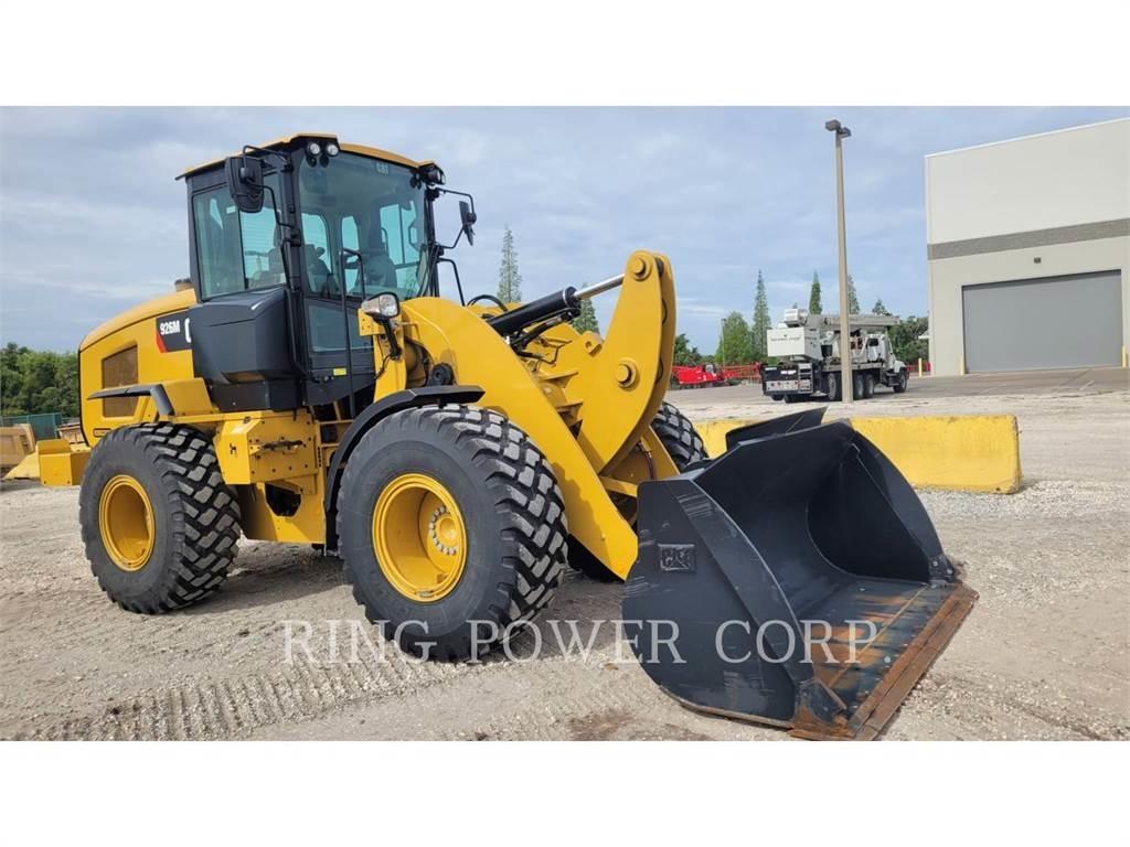 CAT 926MQC3V Kolesové nakladače