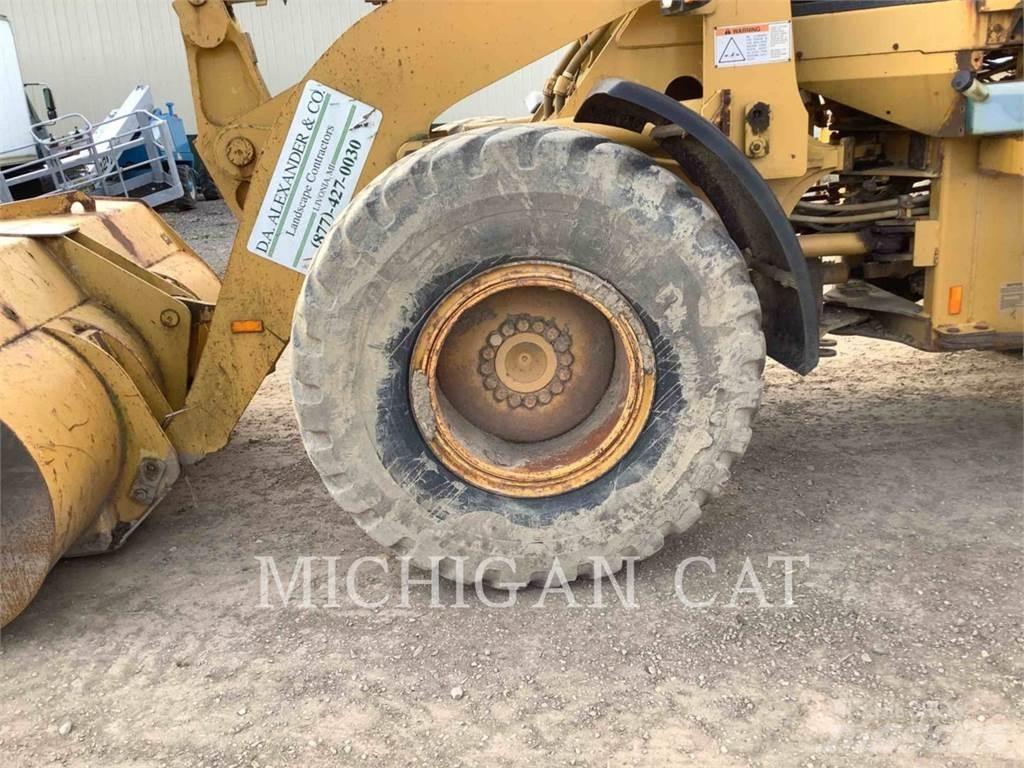 CAT 928G Kolesové nakladače