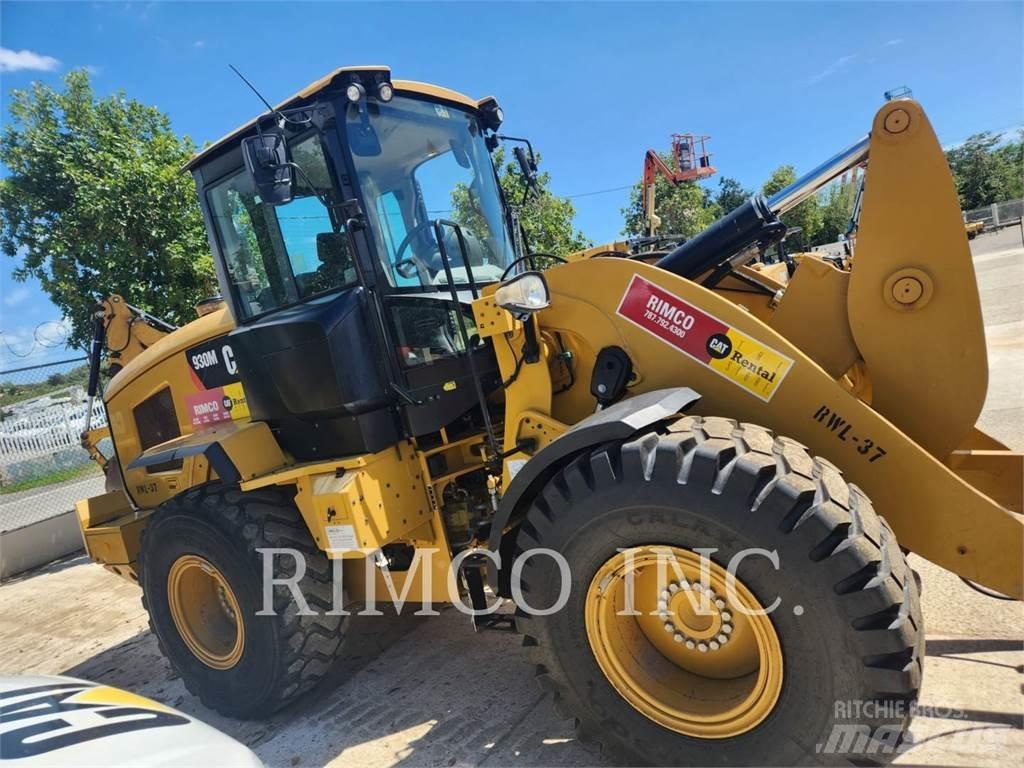 CAT 930 Kolesové nakladače