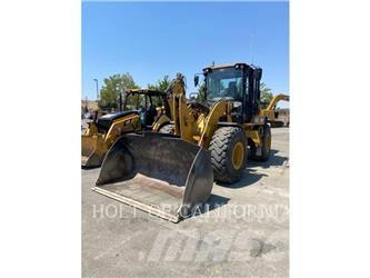 CAT 930 Kolesové nakladače