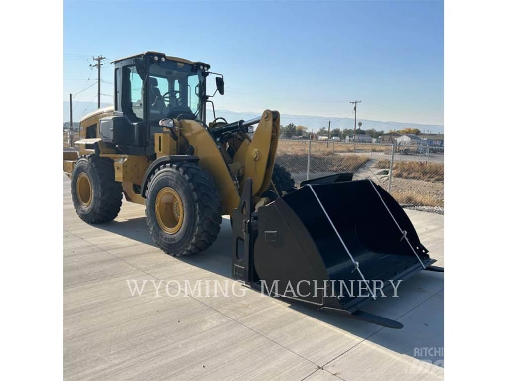 CAT 930 Kolesové nakladače