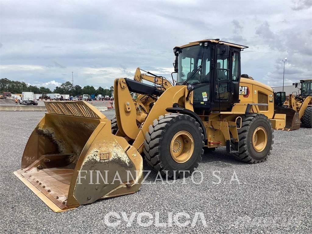CAT 930 Kolesové nakladače