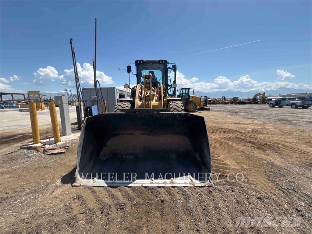 CAT 930 QC Kolesové nakladače
