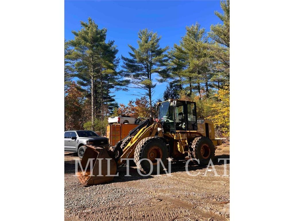 CAT 930H Kolesové nakladače