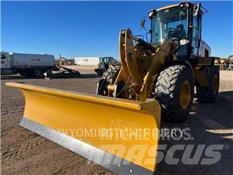 CAT 930M Kolesové nakladače
