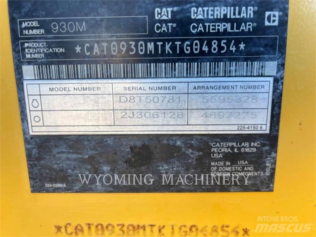CAT 930M Kolesové nakladače