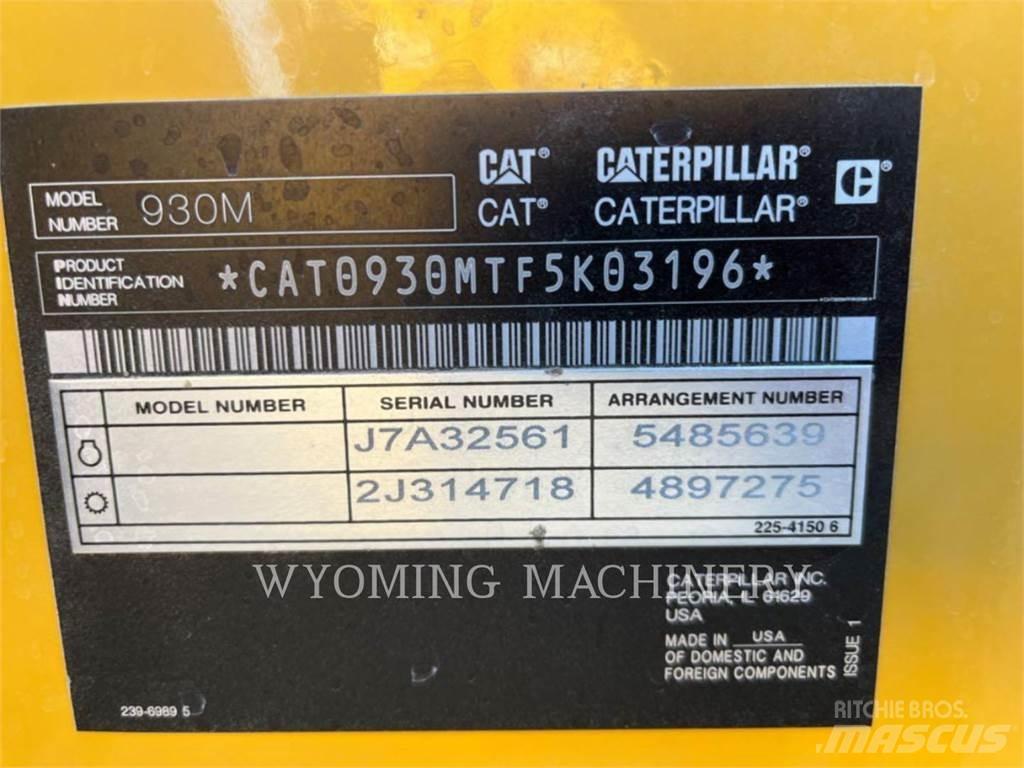 CAT 930M Kolesové nakladače