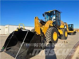 CAT 930M Kolesové nakladače