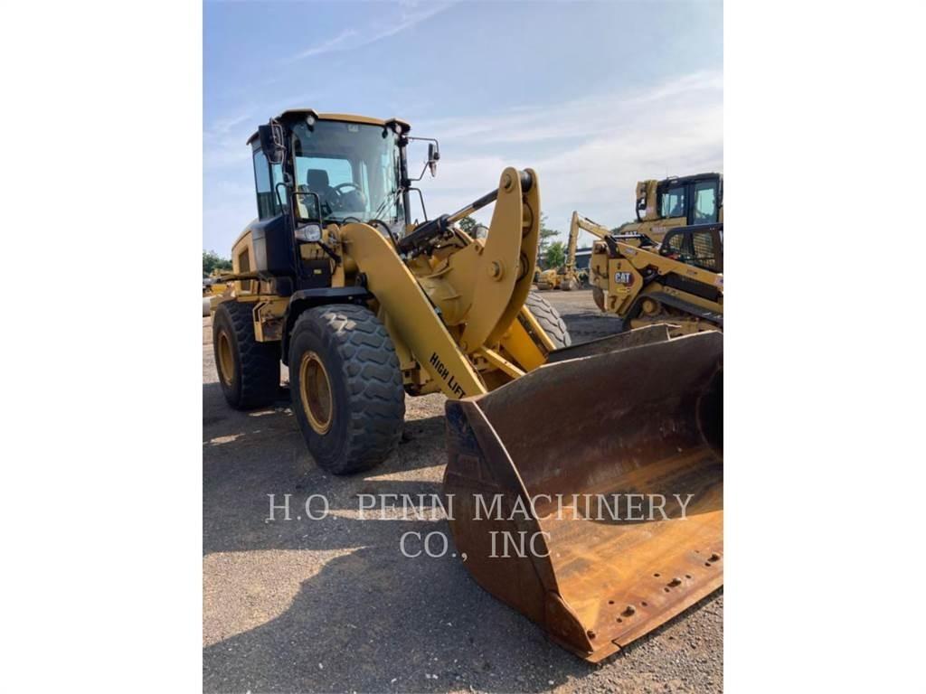 CAT 930M Kolesové nakladače