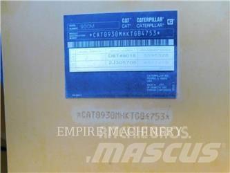 CAT 930M Kolesové nakladače