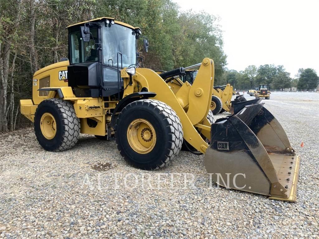 CAT 930M Pásové dozéry