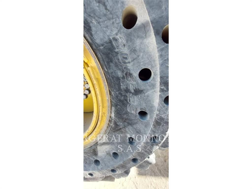CAT 930M Kolesové nakladače