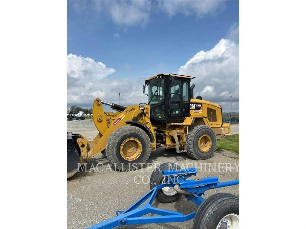 CAT 930M Kolesové nakladače