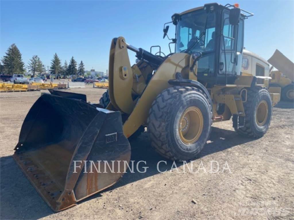CAT 930M Kolesové nakladače