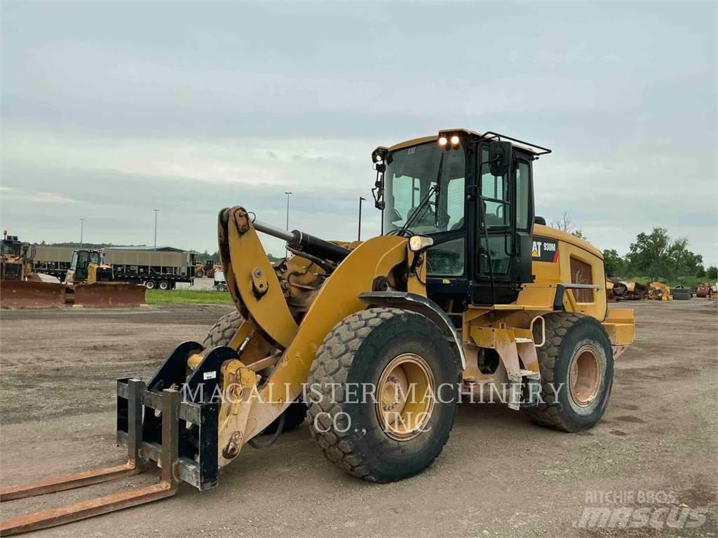 CAT 930M Kolesové nakladače