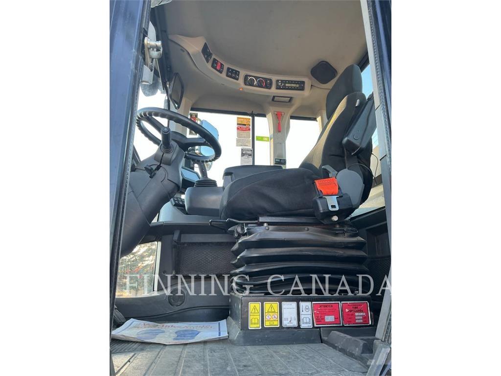 CAT 930M Kolesové nakladače