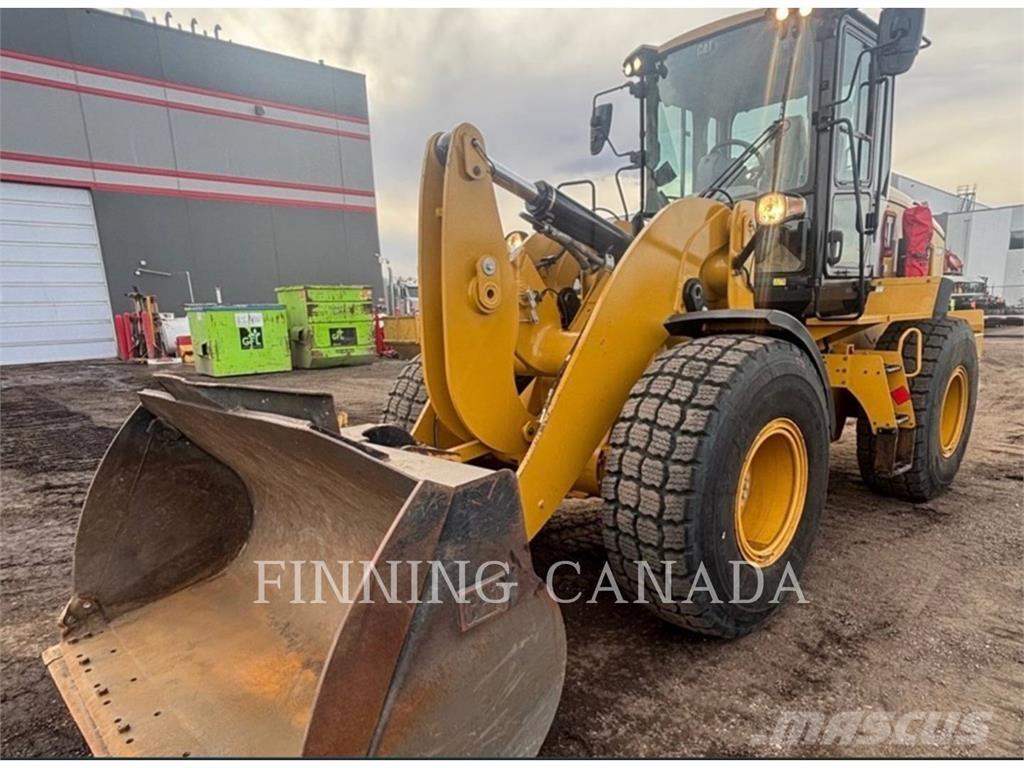 CAT 930M Kolesové nakladače